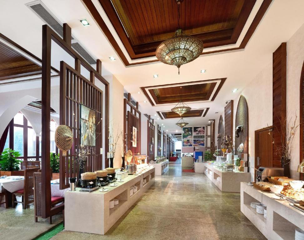 Grand Metro Park Bay Hotel Sanya Buitenkant foto