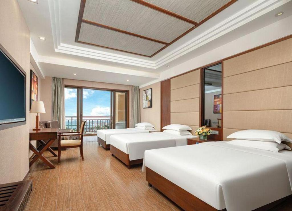 Grand Metro Park Bay Hotel Sanya Buitenkant foto